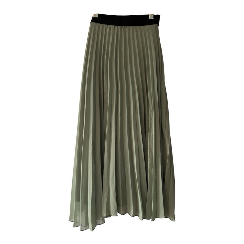 Shinestar Pleated Midi Skirt In A Soft Sage Green Color Size Medium